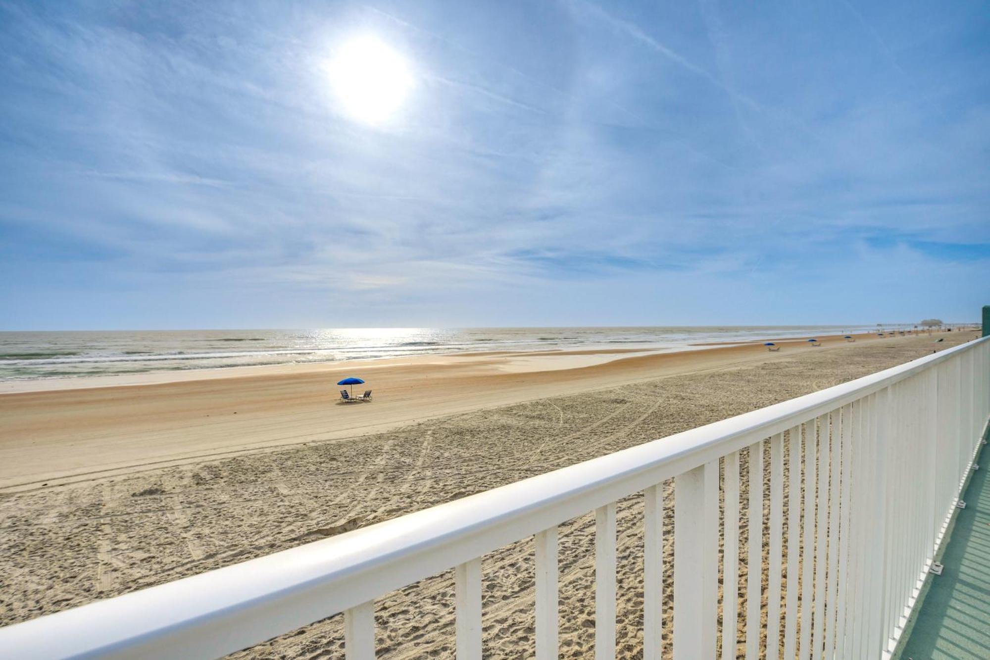 Updated Daytona Beach Oceanfront Studio! Ngoại thất bức ảnh